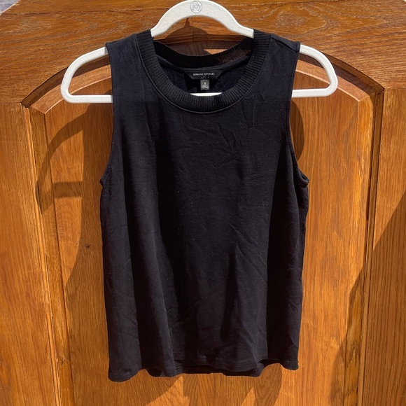 Women's Black Banana Republic Sleeveless Sweater Top (Size: Small) - Picture 1 of 8